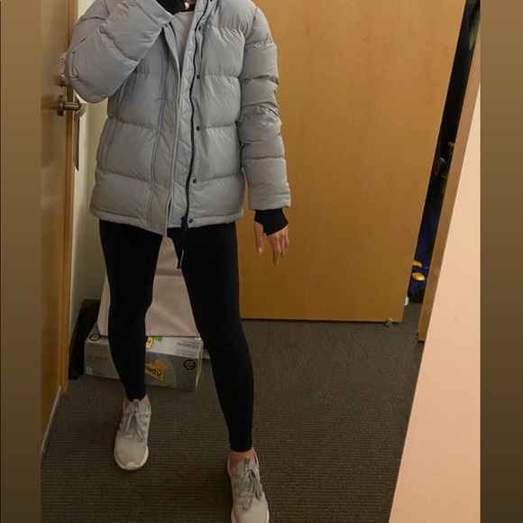 Aritzia Tna The Super Puff Marble Grey 